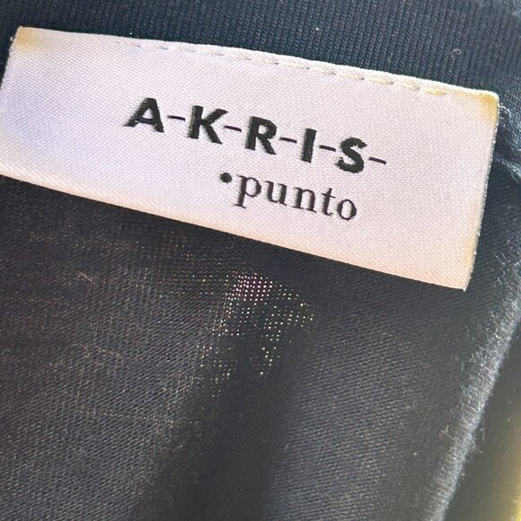 Akris Black top - Picture 2 of 6